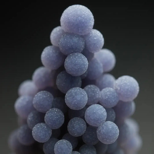 🍇Grape Agate – The Stone of Serenity and Spiritual Connection - LBV Crafts