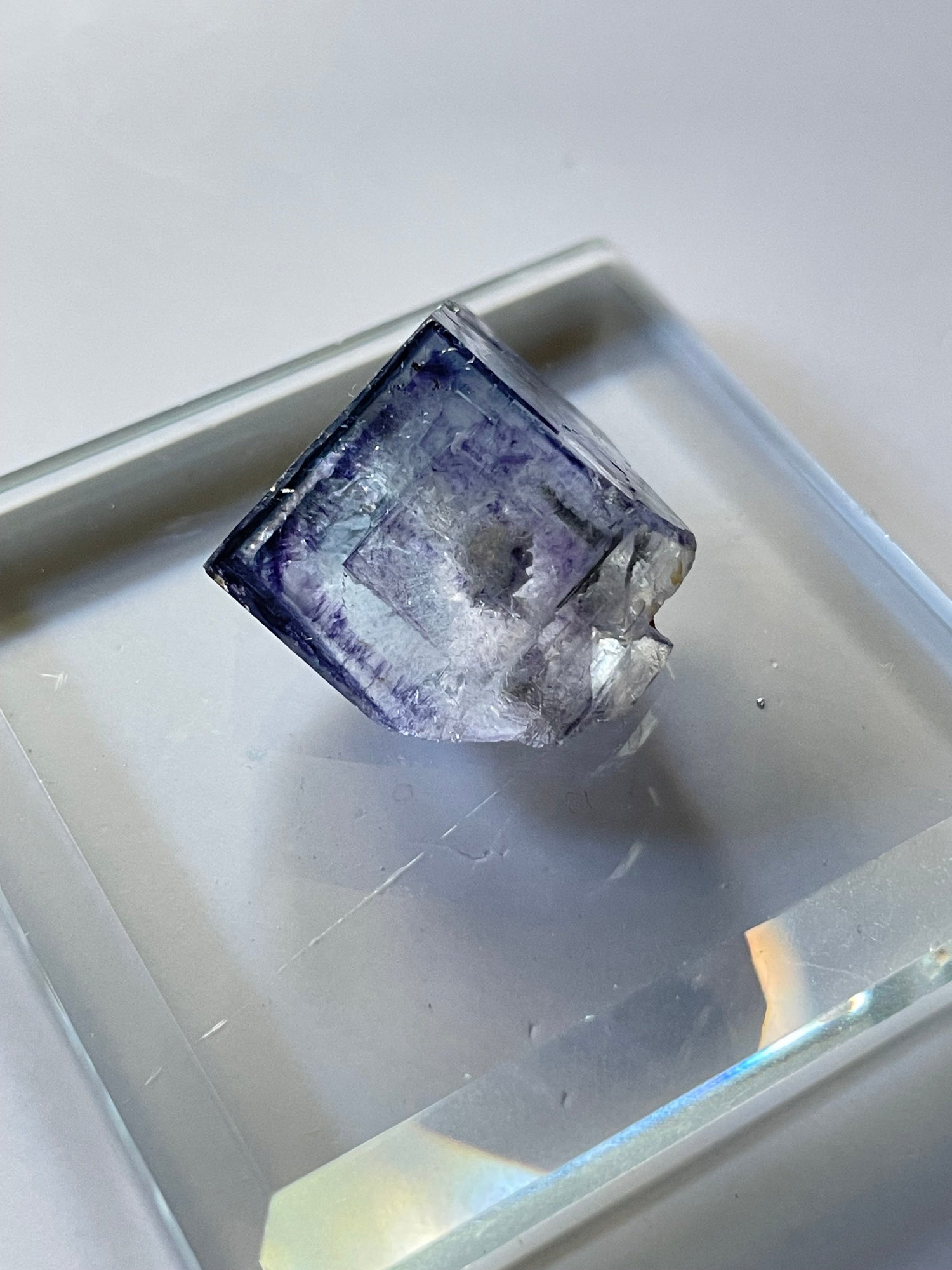 Purple color-zoned Yaogangxian fluorite specimen — Hunan China | LBV Crafts