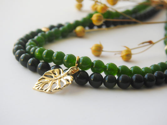 "Jade Tropic" – Green Jade Beaded Necklace with Gold Monstera Leaf Pendant